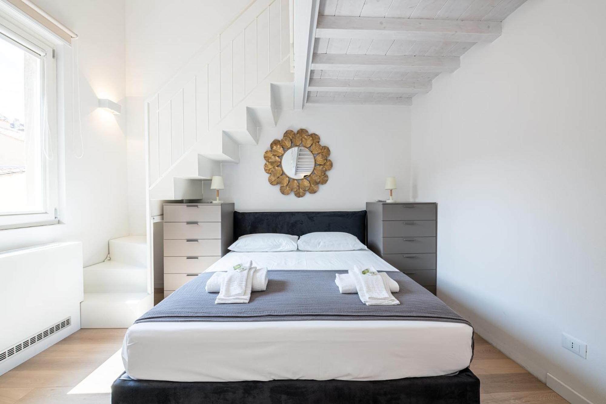 Algila Lifestyle Tornabuoni Apartments Florence Exterior photo