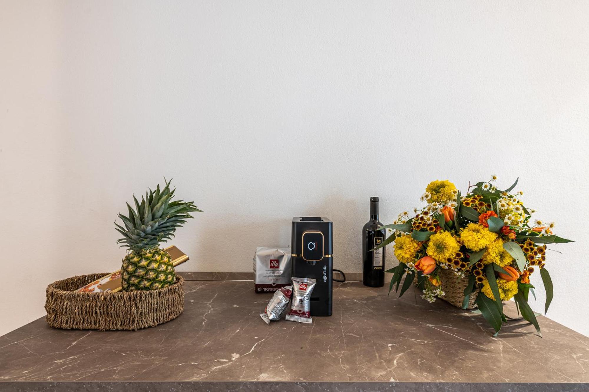 Algila Lifestyle Tornabuoni Apartments Florence Exterior photo